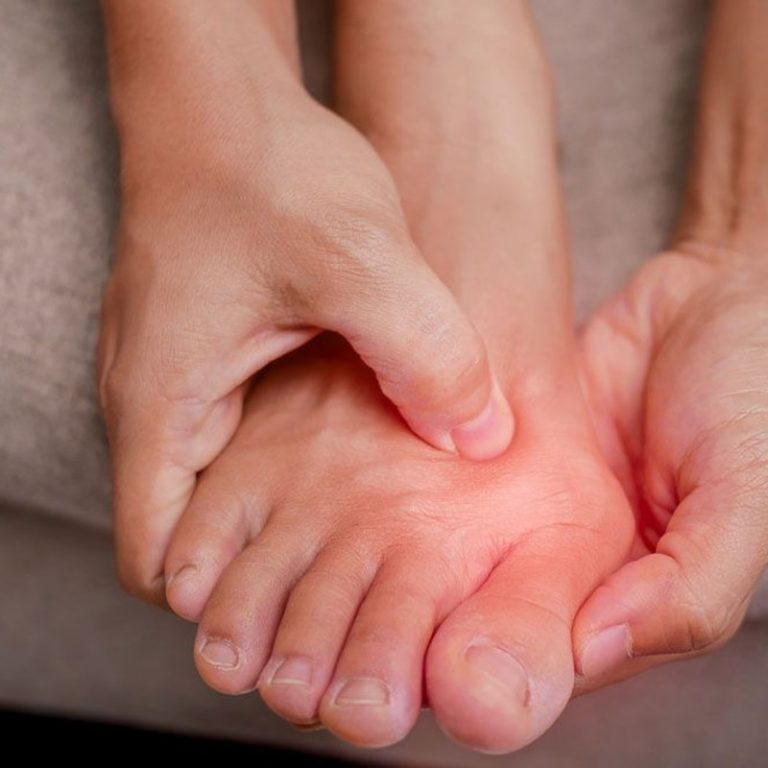 Top of Foot Pain Common Causes and Relief Options